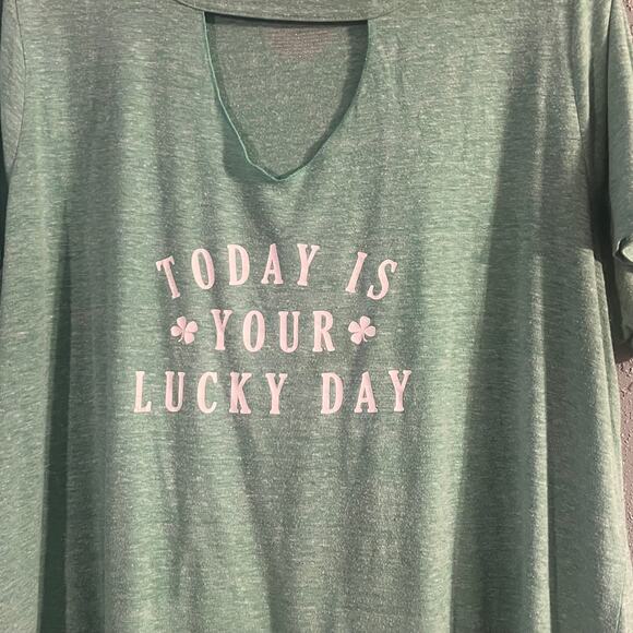 Lane Bryant Women's 18/20 Green "Today Is Your Lucky Day" V Neck T Shirt Irish - Picture 2 of 5